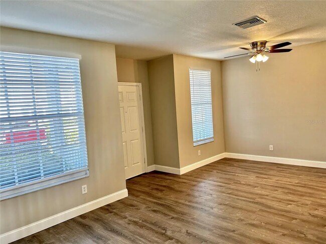 Building Photo - 3420 Broken Bow Dr