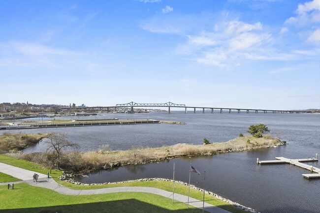 Building Photo - 750 Davol St