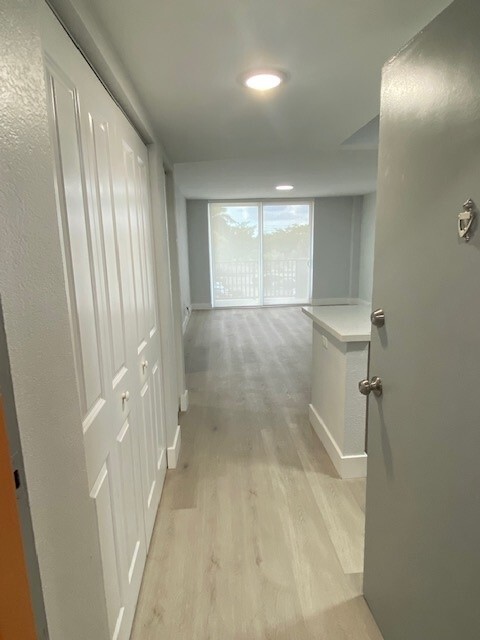 entry hallway / kitchen / living room - Inland Towers