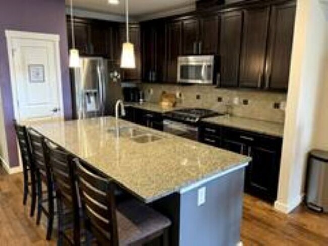 Foto del edificio - 9105 Merritt Ave SE
