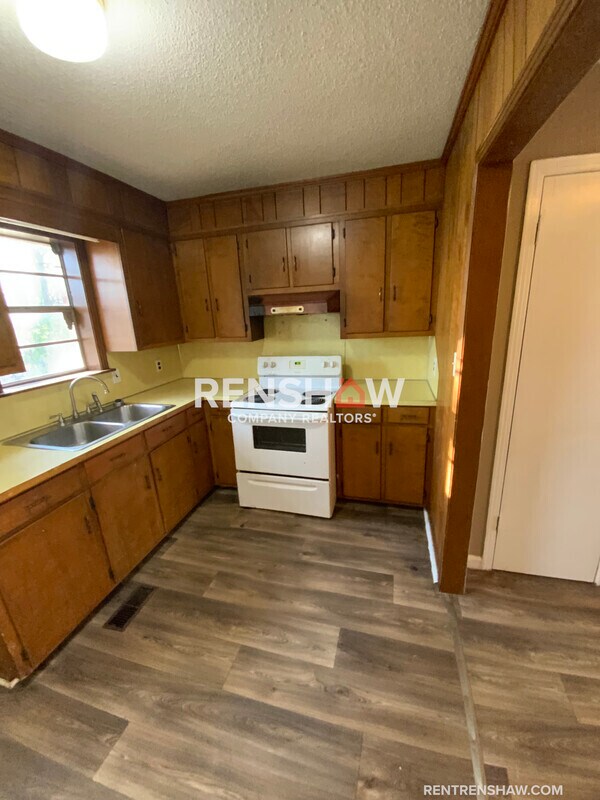 Foto del edificio - 1020 Merriman Ave