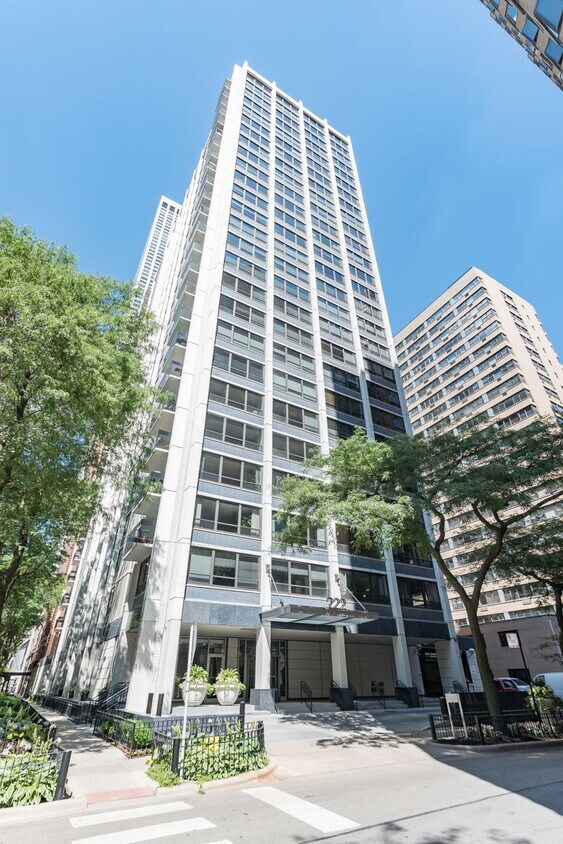 Foto principal - 222 E Pearson St