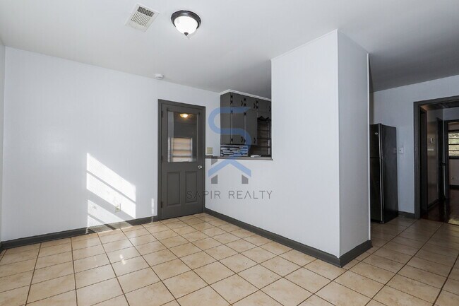 Foto del edificio - 1678 Bagpipe Pl