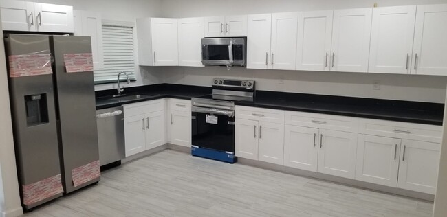 Foto del edificio - 3430 N 65th Ave