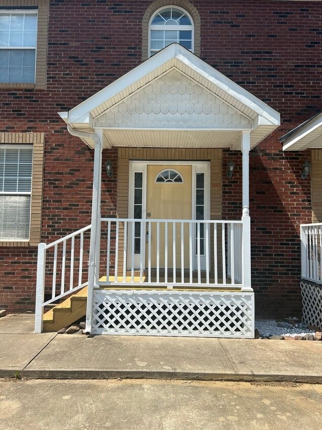 Primary Photo - Discover Your Dream Home