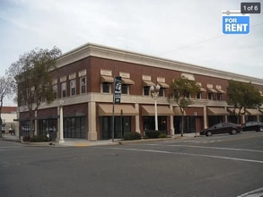 Building Photo - 223 N Irwin St