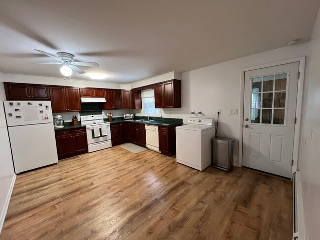 Building Photo - 36 Burwood Ave