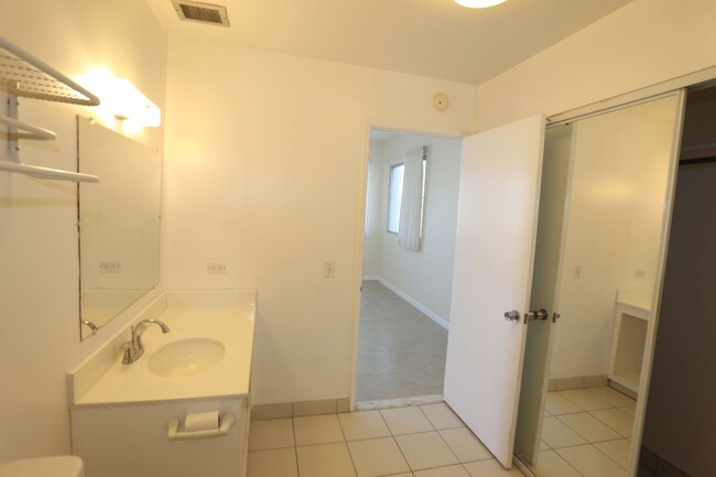 Building Photo - Makiki/Punahou - Pleasanton - 1 Bdrm/1 Bat...