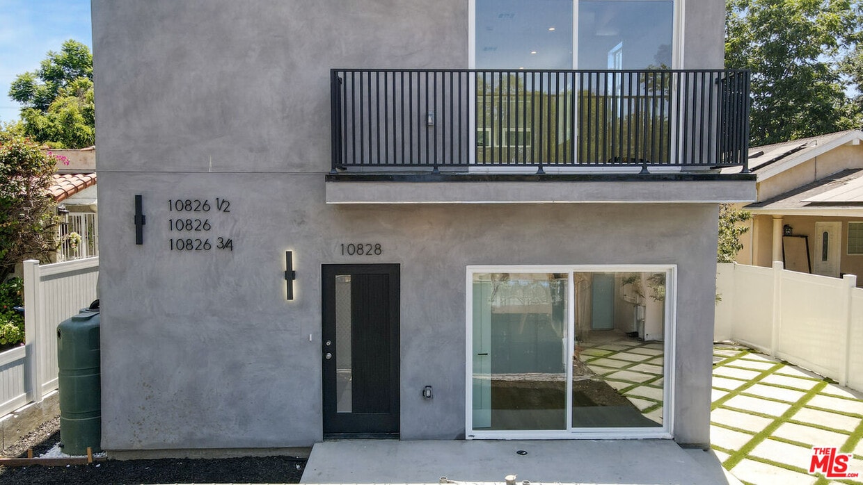 Foto principal - 10828 Hesby St