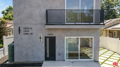 Building Photo - 10828 Hesby St