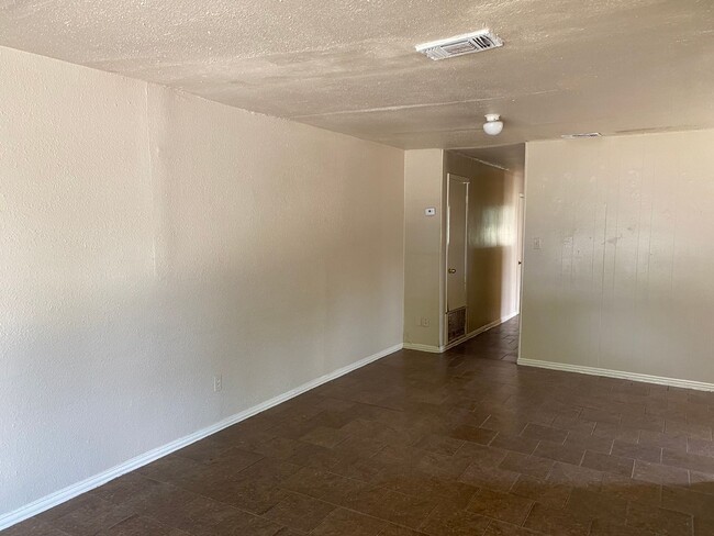 Building Photo - 1136 San Francisco, San Antonio, TX. 78201