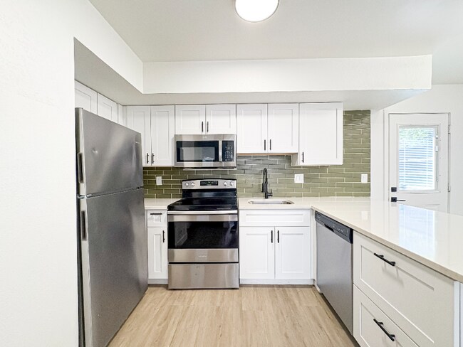 Foto del edificio - 1637 N 51st St