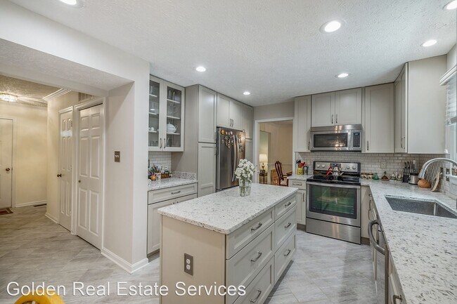 Foto del edificio - 4 br, 2.5 bath House - 1320 Grant St