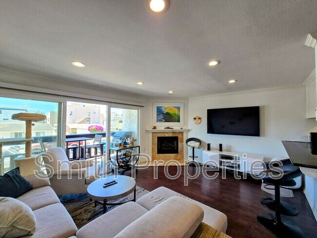 Building Photo - 320 Hermosa Ave