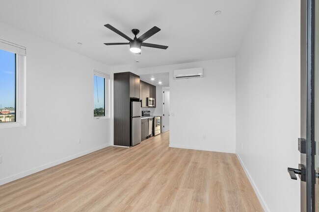 Foto del edificio - Coming Soon!! Beautiful 1 bed 1 bath apart...