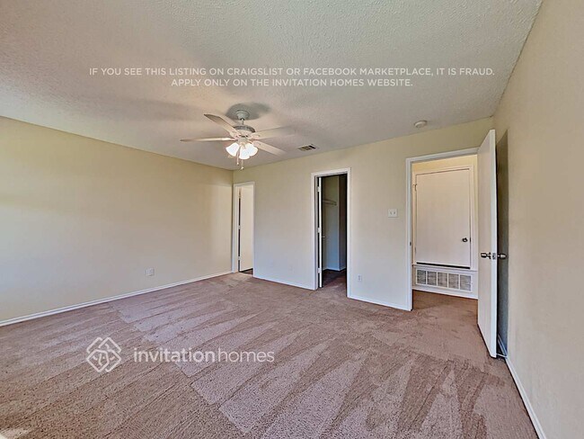 Foto del edificio - 316 Blairwood Dr