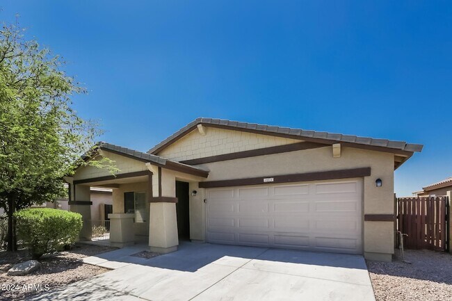 Building Photo - 11813 W Yuma St