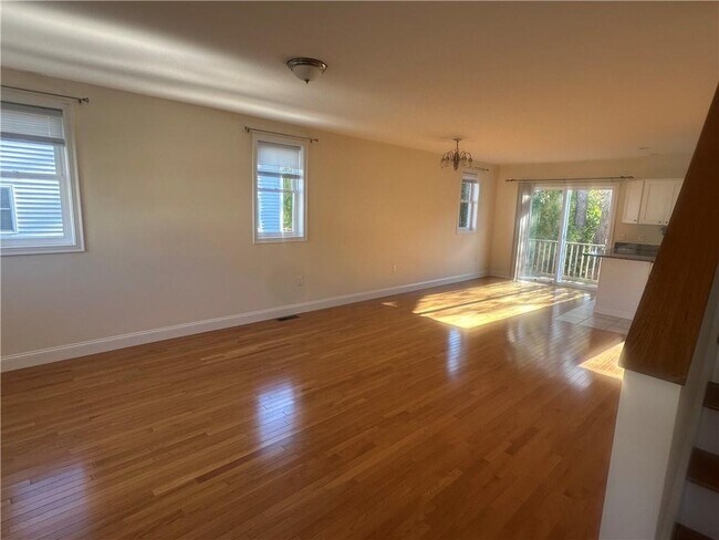 Foto del edificio - 32 Seafare Ln