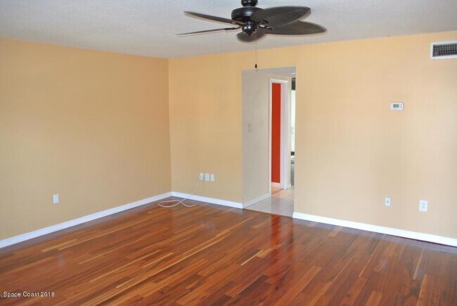 Foto del edificio - 217 Canaveral Beach Blvd