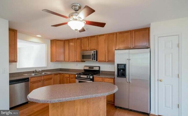 Building Photo - 8103 Pennington Dr