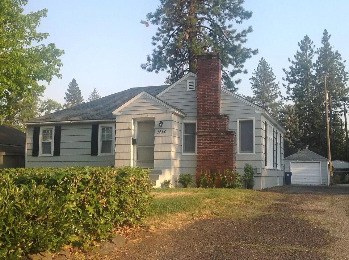 Primary Photo - 1214 E. Thurston Ave, Spokane, WA 99203 - ...