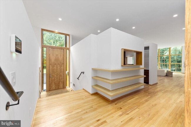 Building Photo - 2500 Buckelew Dr
