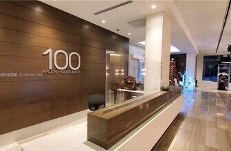 Building Photo - 100 Bayview Dr