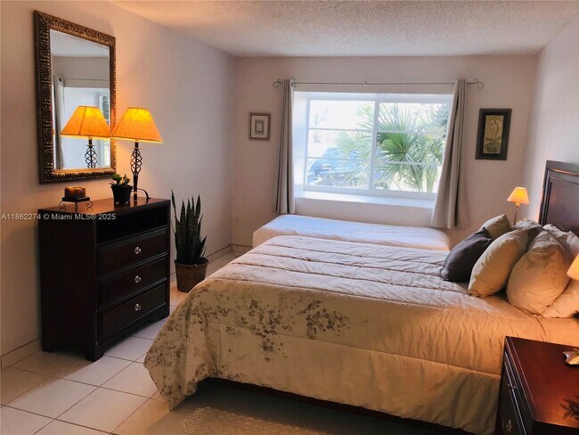 Foto del edificio - 7715 SW 86th St