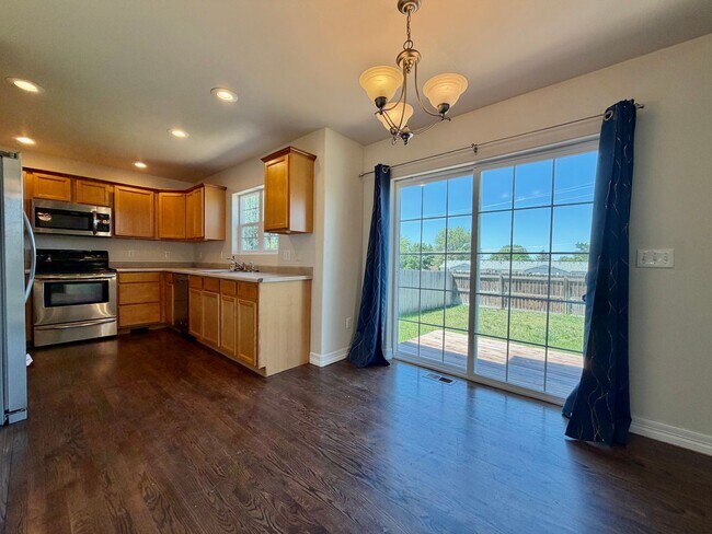 Foto del edificio - 4608 Garnet Way