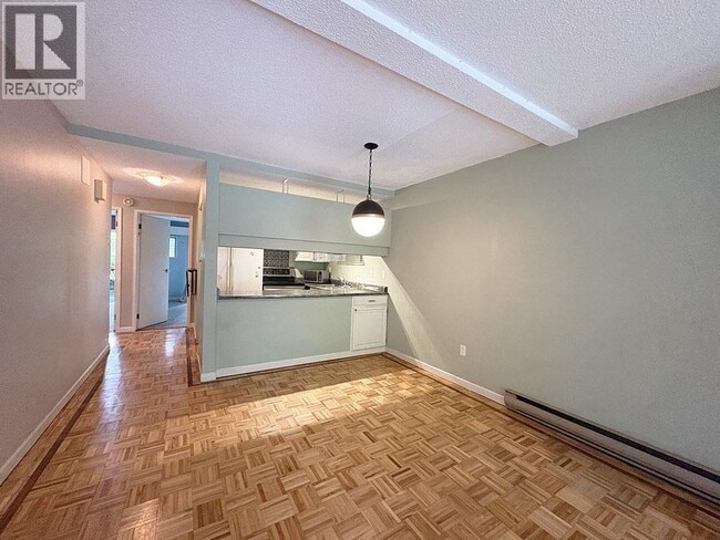 Building Photo - 4191 Bridgewater Crescent