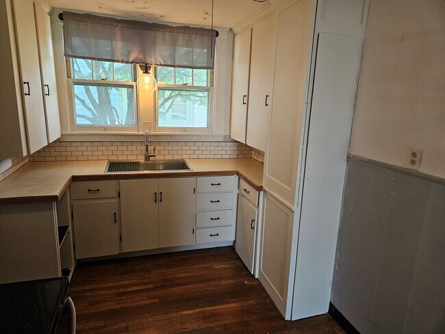 Foto del edificio - 465 Beecher St