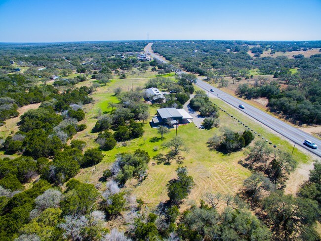 Foto del edificio - 8290 Ranch Road 12