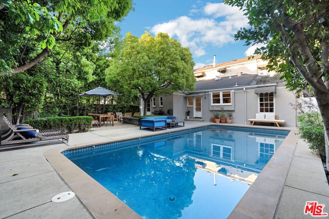 Foto principal - 3319 Lowry Rd