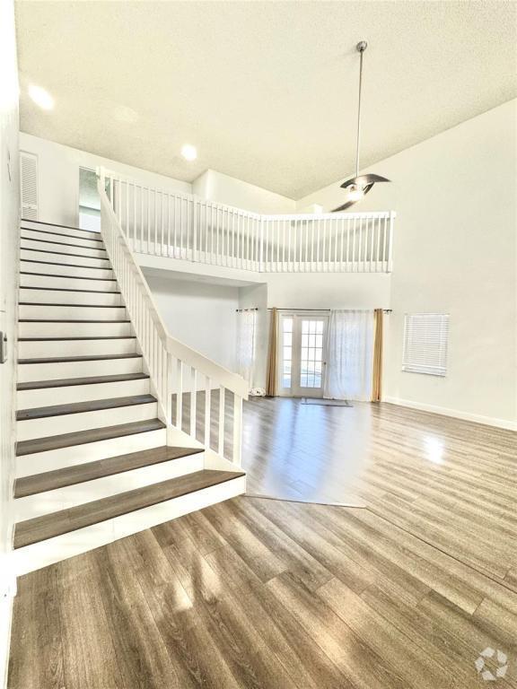 Building Photo - 6538 Abbey Rd