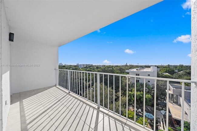 Building Photo - 700 NE 63rd St