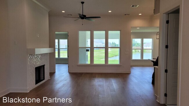 Building Photo - 5 br, 3 bath House - 2922 Woodgrove Way
