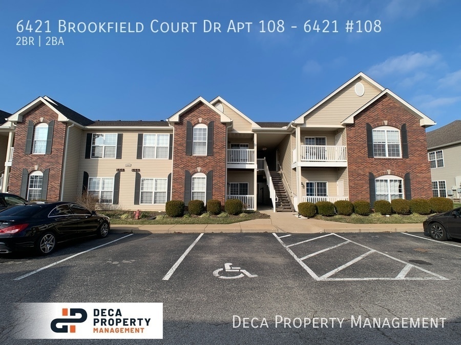 6421 Brookfield Ct Dr Unit 6421 108, St. Louis, MO 63129 Room for