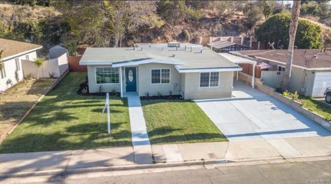 Building Photo - 6145 Streamview Dr