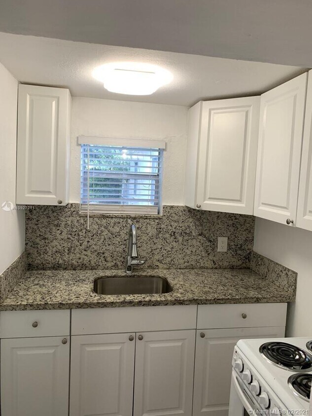 Primary Photo - 2515 NW 52nd St