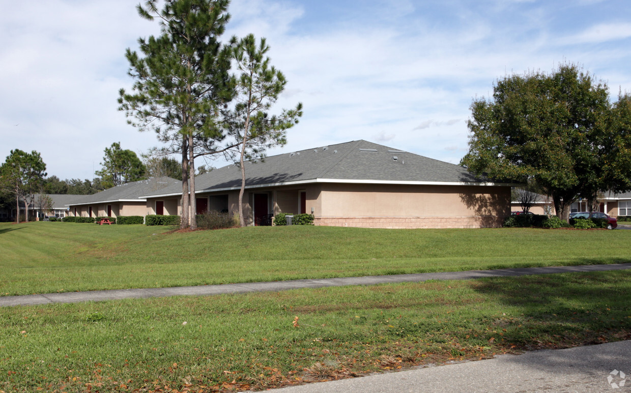 Building Photo - Wood Park Pointe