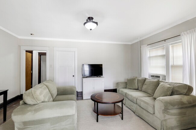 Foto del edificio - 603 W Green St