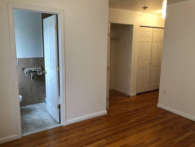 Master Bedroom - 253 Clark Pl