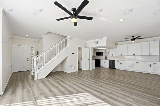 Building Photo - 7151 Gaston Ave