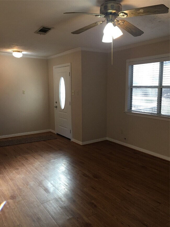 Foto del edificio - 2283 McCaleb Rd