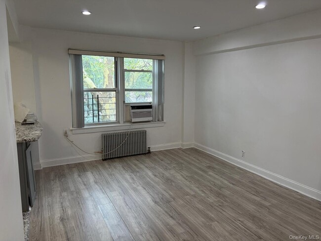 Building Photo - 141-39 79th Ave