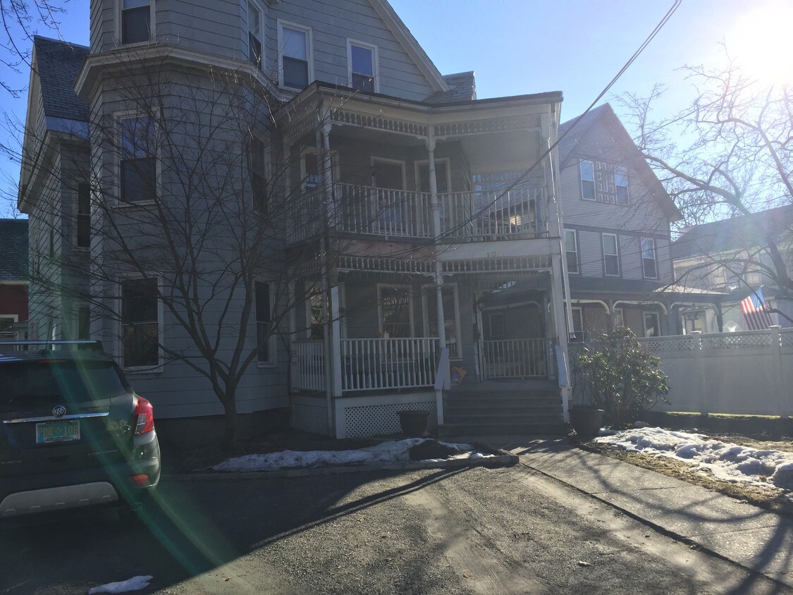 Primary Photo - 102 High St