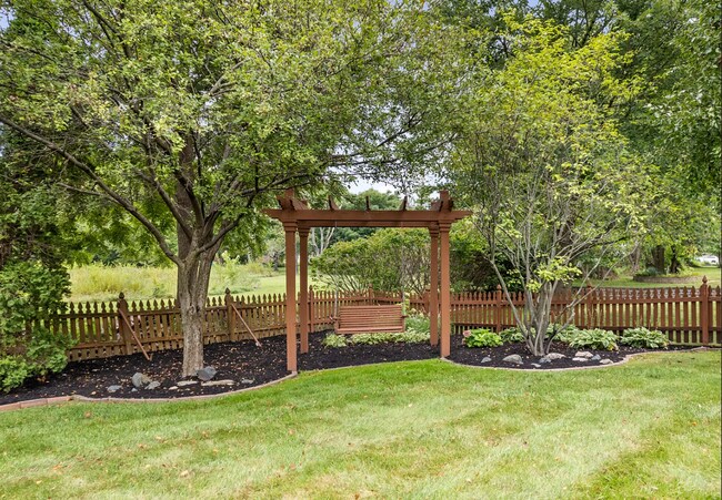 Foto del edificio - Beautiful Brick 4 Bed 3 Bath Home in Carmel Available Now!