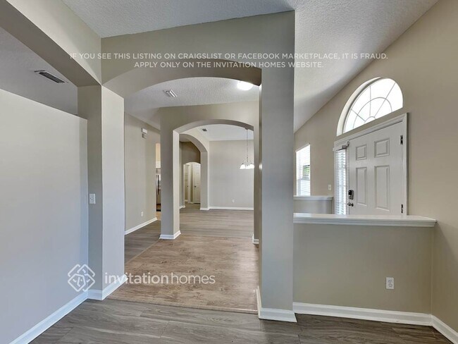 Foto del edificio - 5407 Vivera Ln