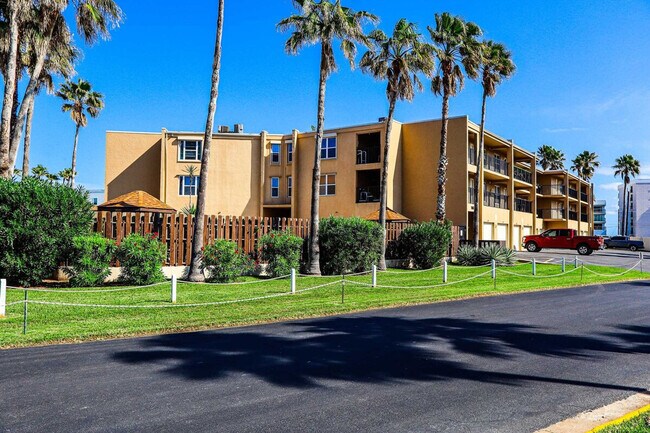 Building Photo - 115 E Coronado Dr