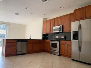 Building Photo - 141 Morning Dew Cir